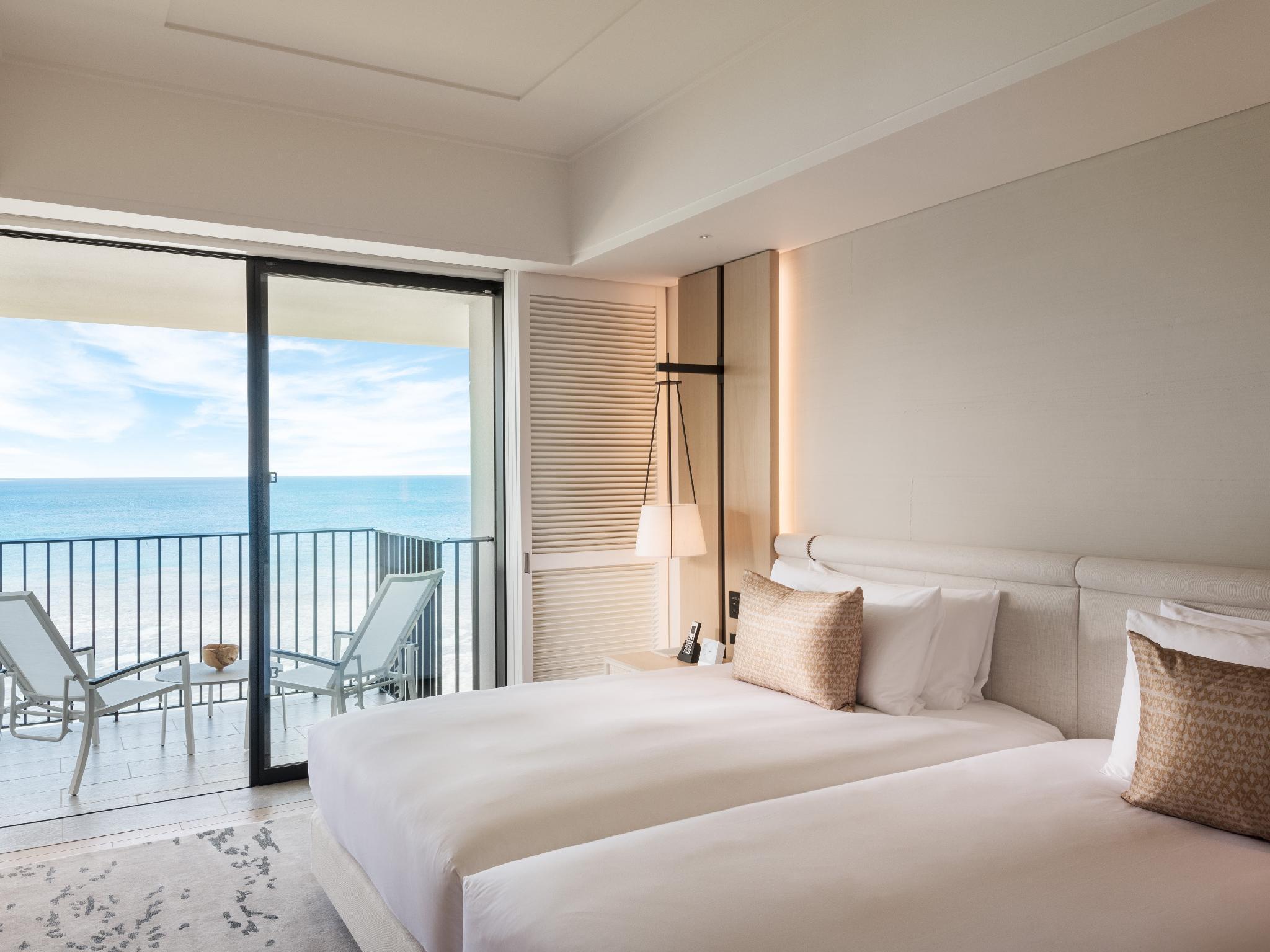 Halekulani Okinawa Hotel Onna Buitenkant foto
