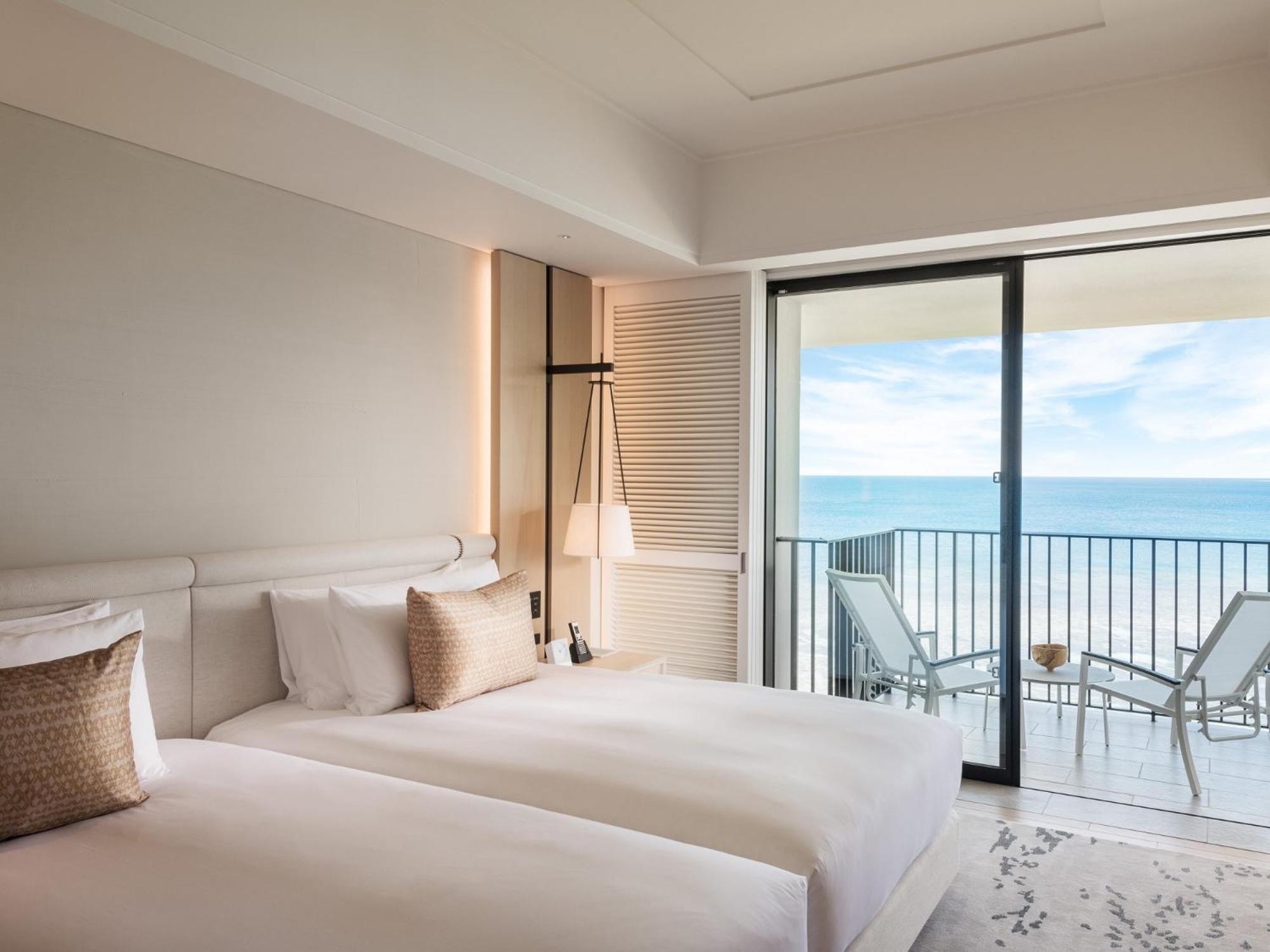 Halekulani Okinawa Hotel Onna Buitenkant foto